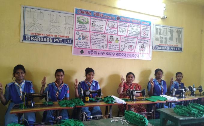 Masks preparation for the needy people