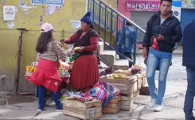 Chocolatada caliente para las personas trabajadoras de la calle