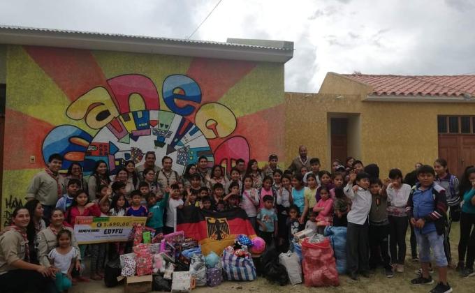 Alimentos y Juguetes para niños del Comedor Popular Edyfu