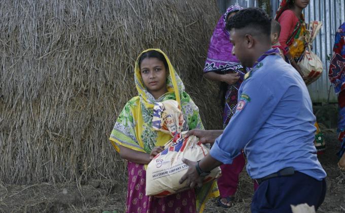 ত্রান দান কর্ম সূচি