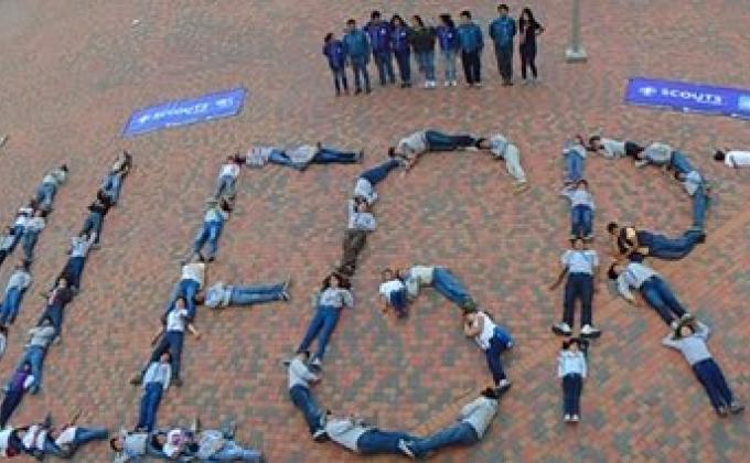 VIVAMOS CON VALORES 2015