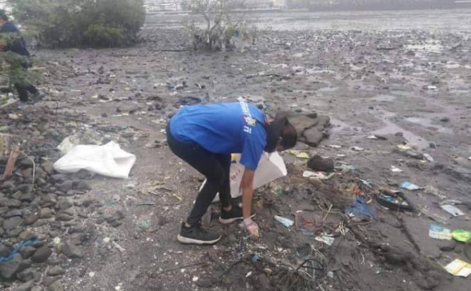 BRIGHTON VENTURERS 1012 PARTICIPATED IN THE COASTAL AND MANGROVES CLEAN- UP AND ECO TOUR ACTIVITY AS PART OF THE MANILA BAY REHABILITATION MOBILIZATION CAMPAIGN