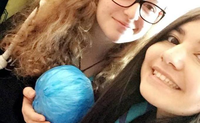 CAP : activity 09 / 10 : " MAKE MODEL FROM WASTE"