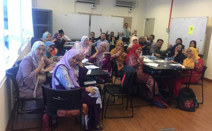 Tamat Program Latihan Business English