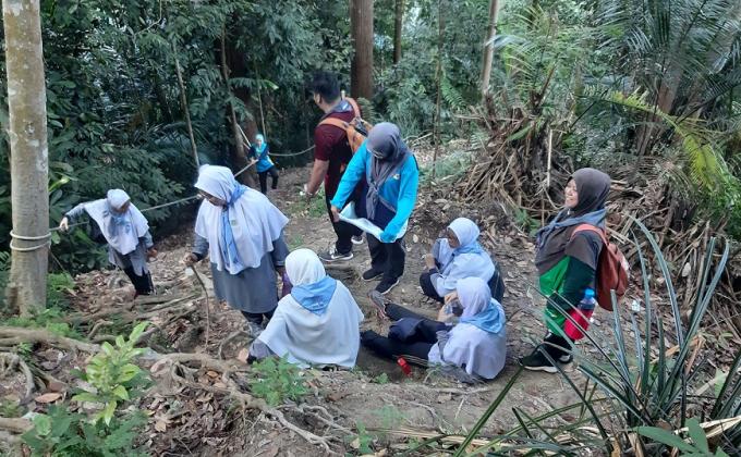 SAYANGI DUNIAKU - CAMPERS GO GREEN