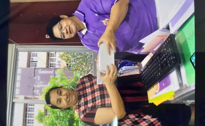 ทางวิลัยมีนโยบายทำขนมเค้กให้บุคคลากรในวันคล้ายวันเกิด