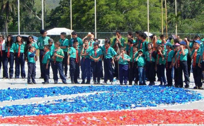 Flor de lis de tapas 2015