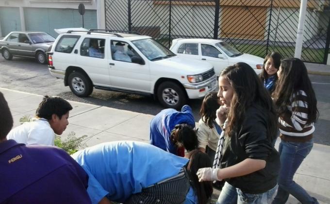 Cleaning the world ... Cleaning Arequipa ...