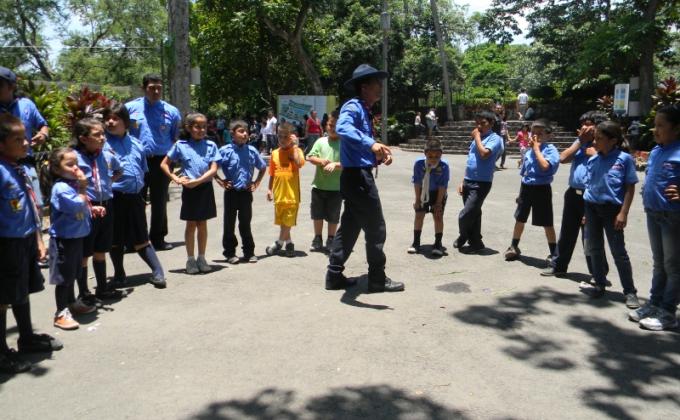 1er. Actividad medioambiental para Manadas - "Una mañana en el Zoo"