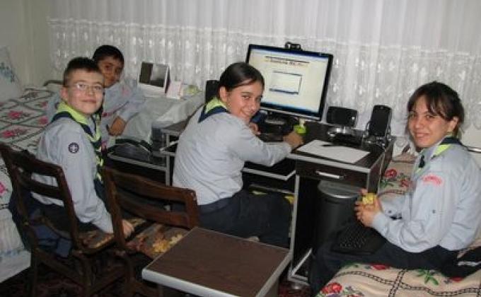  A GUIDE AND SCOUT PATROL ON 51th JOTA AND 12TH JOTI