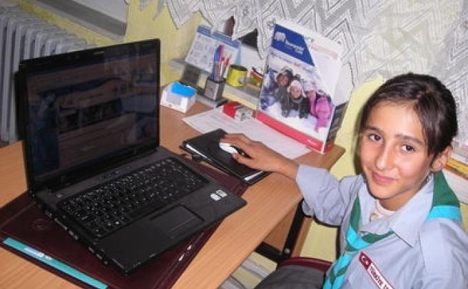 MAVİ DUSLER IZCI GRUBU  AFYONKARAHİSAR TURKEY JOTI 2008 