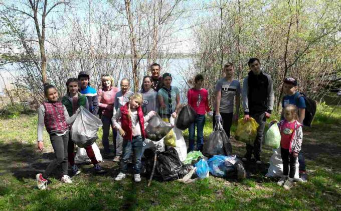 Екологічна акція СО "Сокіл" та виїзд-експедиція до лісу