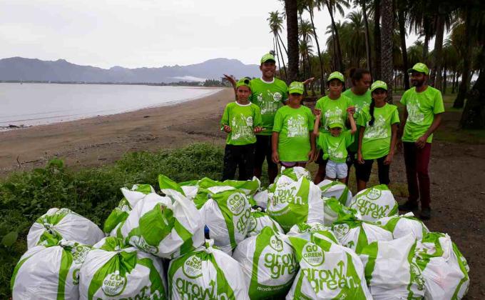Wailoaloa Beach Clean Up Project By Rotaract Club 