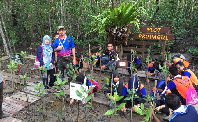 Southern Tip of Mainland Asia Scout Festival 2015 StudyTrip