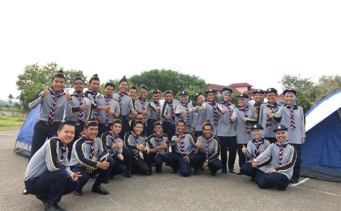 Latihan Pasang Khemah