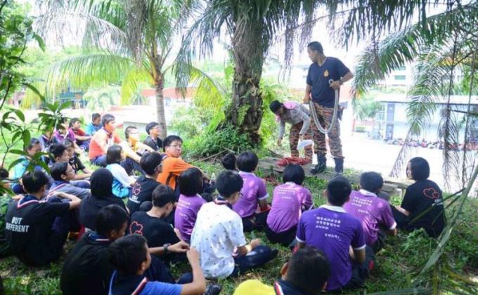 Fun with Bombaree kursus bomba pengakap 2-4 september