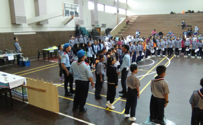 UNIFORMKU HEBAT