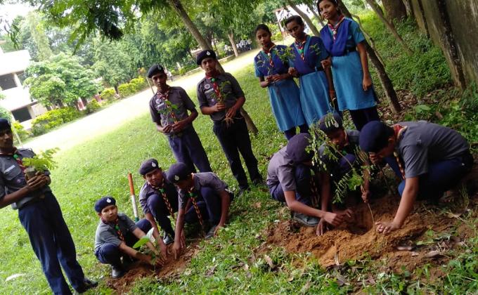 plants a tree plants a hope#5