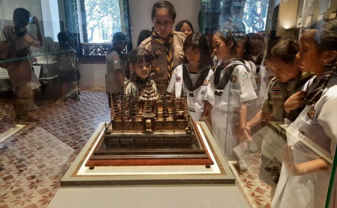 พระเมรุมาศจำลอง