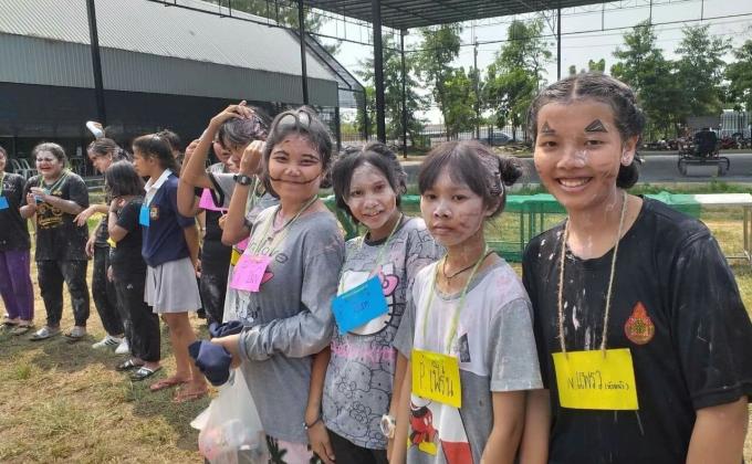 กิจกรรมสายสัมพันธ์ รุ่นพี่ กับ รุ่นน้อง