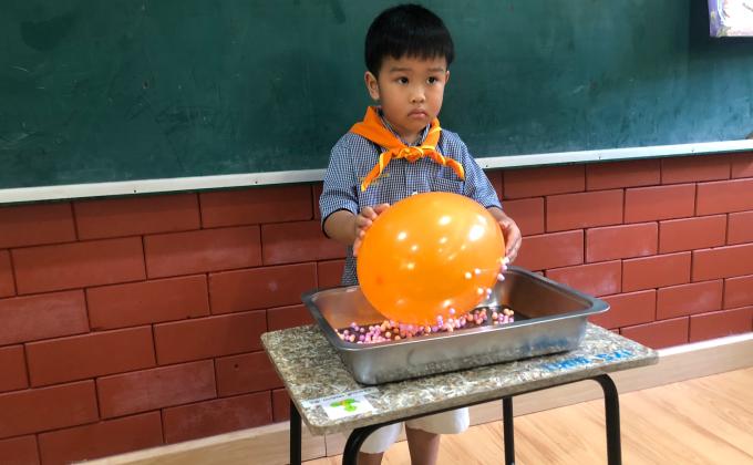 ทดลองวิทยาศาสตร์ไฟฟ้าสถิต