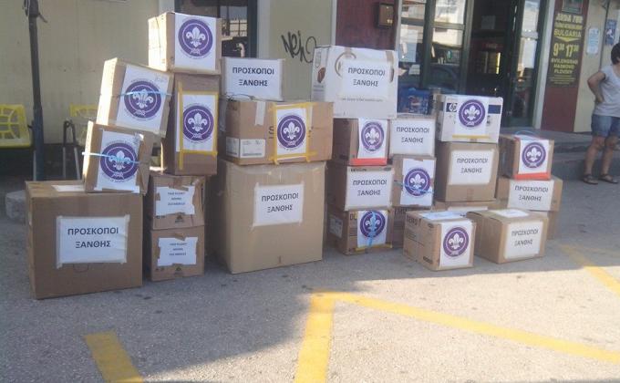 Collecting and donating medical supplies to the Palestenians
