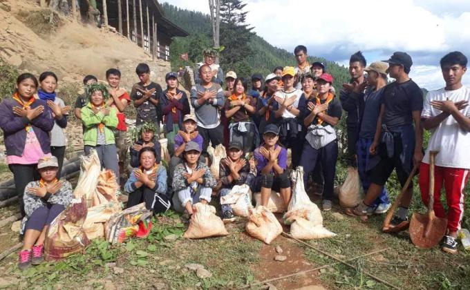 Community Service at Lhading Goenpa