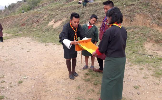 Nachung scout learning about national flag