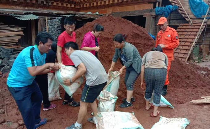 Zhabtoe for construction Dzong