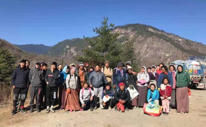 Cleaning The Old High Way.