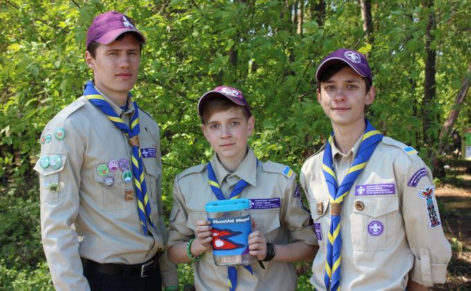 Ukrainian scouts are gathering money to support Nepal
