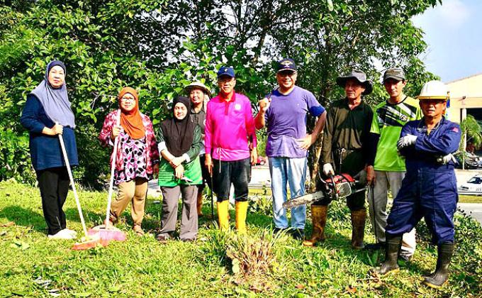 Belait District Scouts hold cleaning campaign