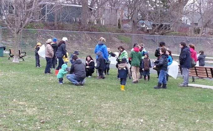 12th London Group Doidge Park Clean-up