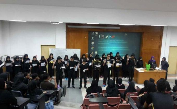 PERJUMPAAN MINGGUAN KLKM USM LEVEL 100 KALI KE-6 & MAJLIS PELANTIKAN DAN ANGKAT SUMPAH PEMBANTU EXCO KLKM LEVEL 100 SIDANG 2017/2018