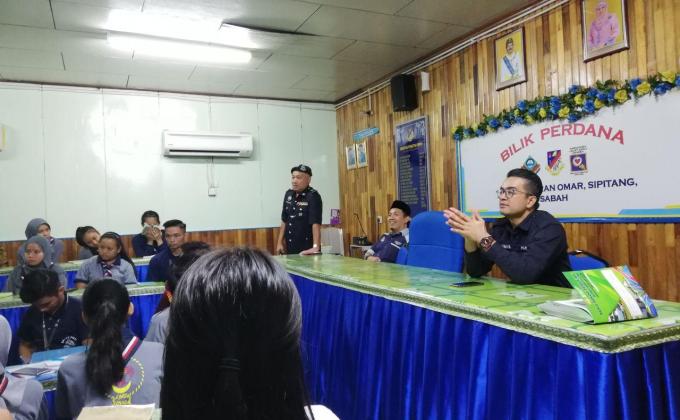 CERAMAH KERJAYA SEBAGAI POLIS