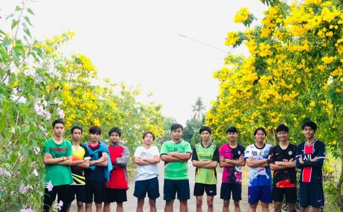 ซ้อมฟุตบอลโรงเรียน