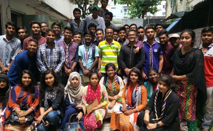 ক্রু মিটিং