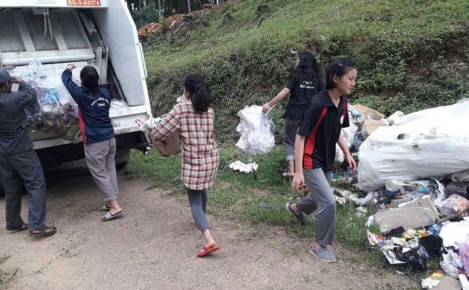 Helping hand towards environment