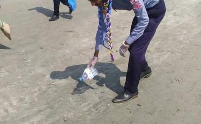 বিচ ক্লেনিং