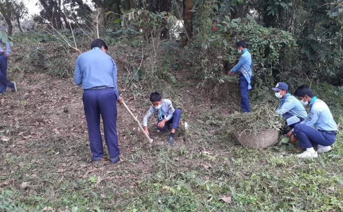 পরিস্কার-পরিচ্ছন্নতা অভিজান।