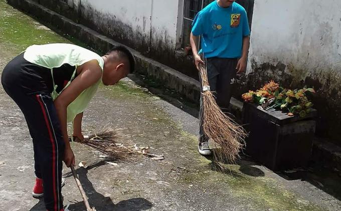 VOLUNTEERS FOR CLEANING