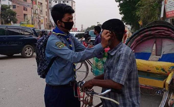 Face mask distribution for Corona Virus