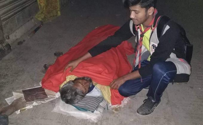 শীত বস্ত্র বিতরণ কর্মসূচী