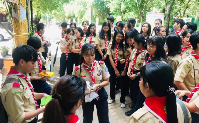 A Good Deed on Thadingyut Festival