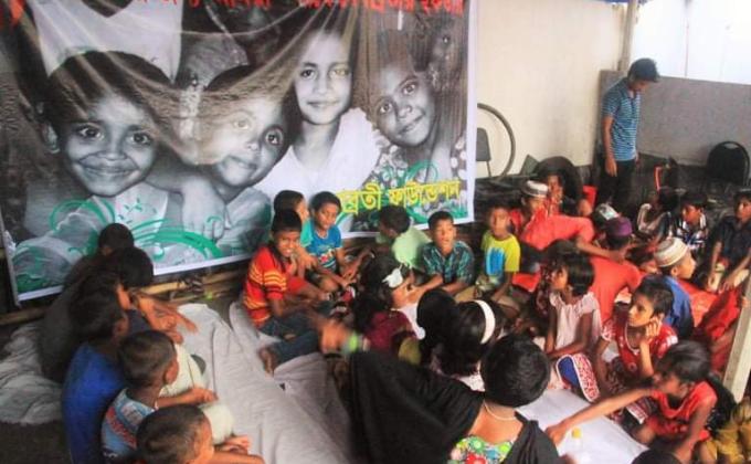 পথ শিশুদের সাথে ইফতার