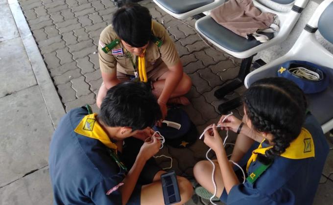 ฝึกทำเชือกเงื่อนพิรอด