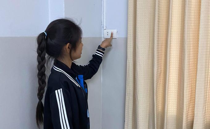 ปิดไฟในห้องเรียน