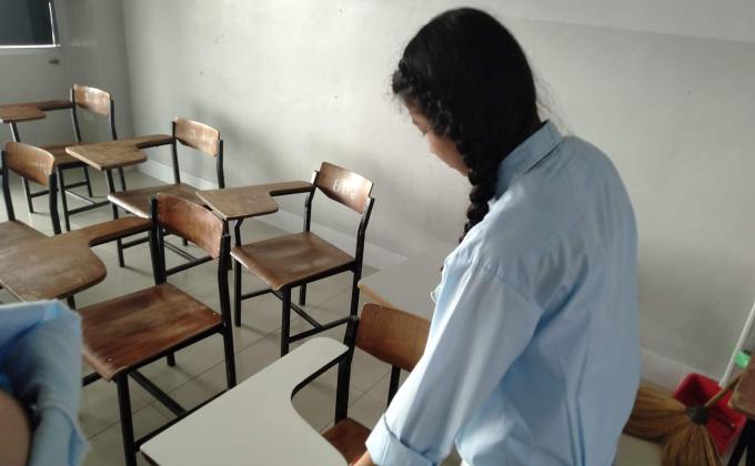 จัดโต๊ะ