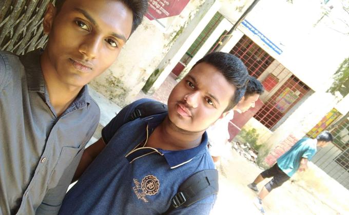 ক্রু মিটিং এর আগে