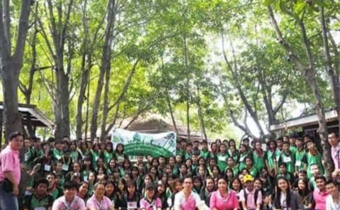 ร่วมปลูกป่าชายเลน 